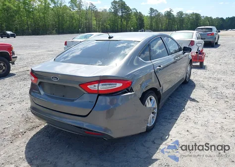2014 Ford Fusion Se z USA, uszkodzony, nr VIN 1FA6P0H75E5393534